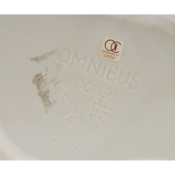 Fitz & Floyd Omnibus Teapot 1993 Village Carolers 42 oz - Picture 11 of 11